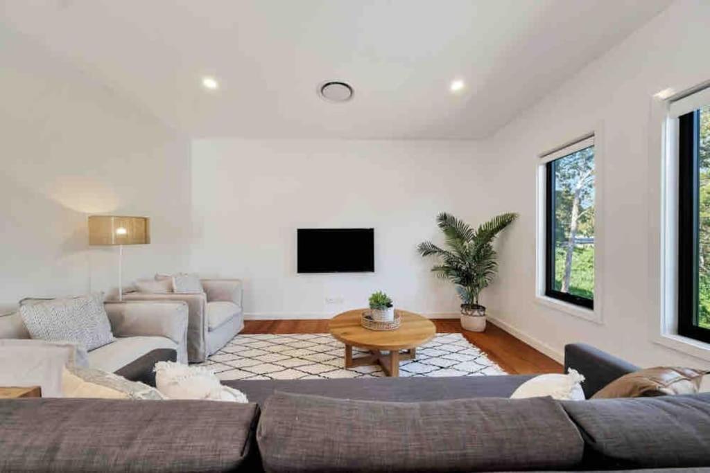 Holiday home Spacious Modern 3 Bdr Minutes From